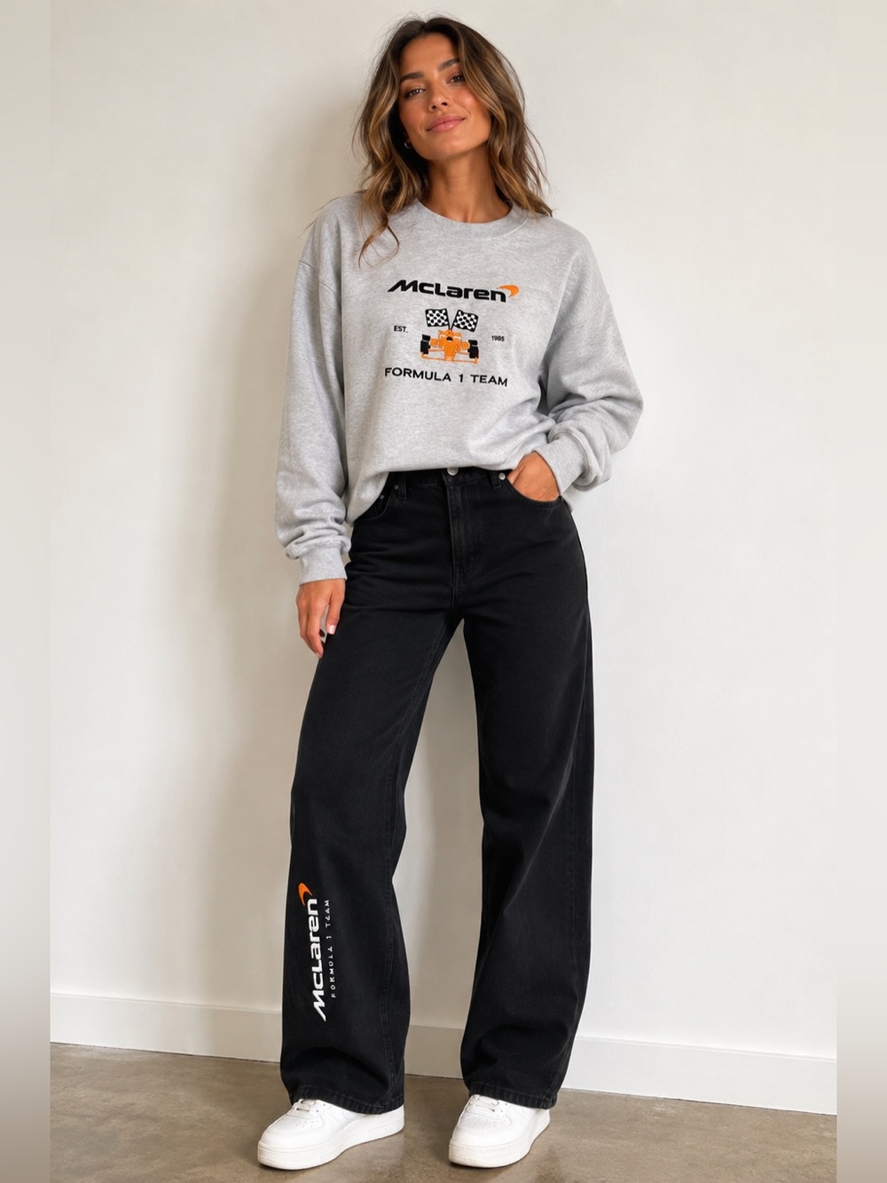 McLaren Formula 1 Team Sweatshirt Medium Gray Embroidered F1 Racing Crewneck
